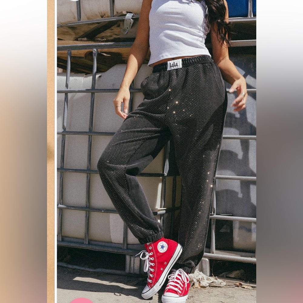 Dressed in LALA queen of grunge joggers